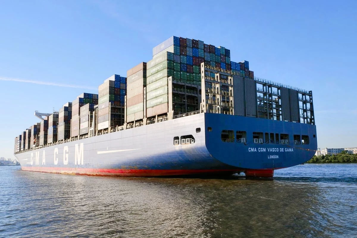 CMA-CGM shipping logistcs container